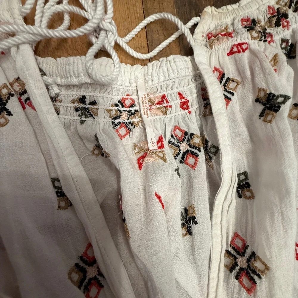 Free People Bohemian White Maxi top with Embroidered Details - Picture 4 of 8